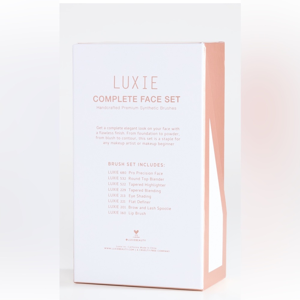 NWT and NIB Luxie complete face brush set in rose gold color. - Picture 4 of 8